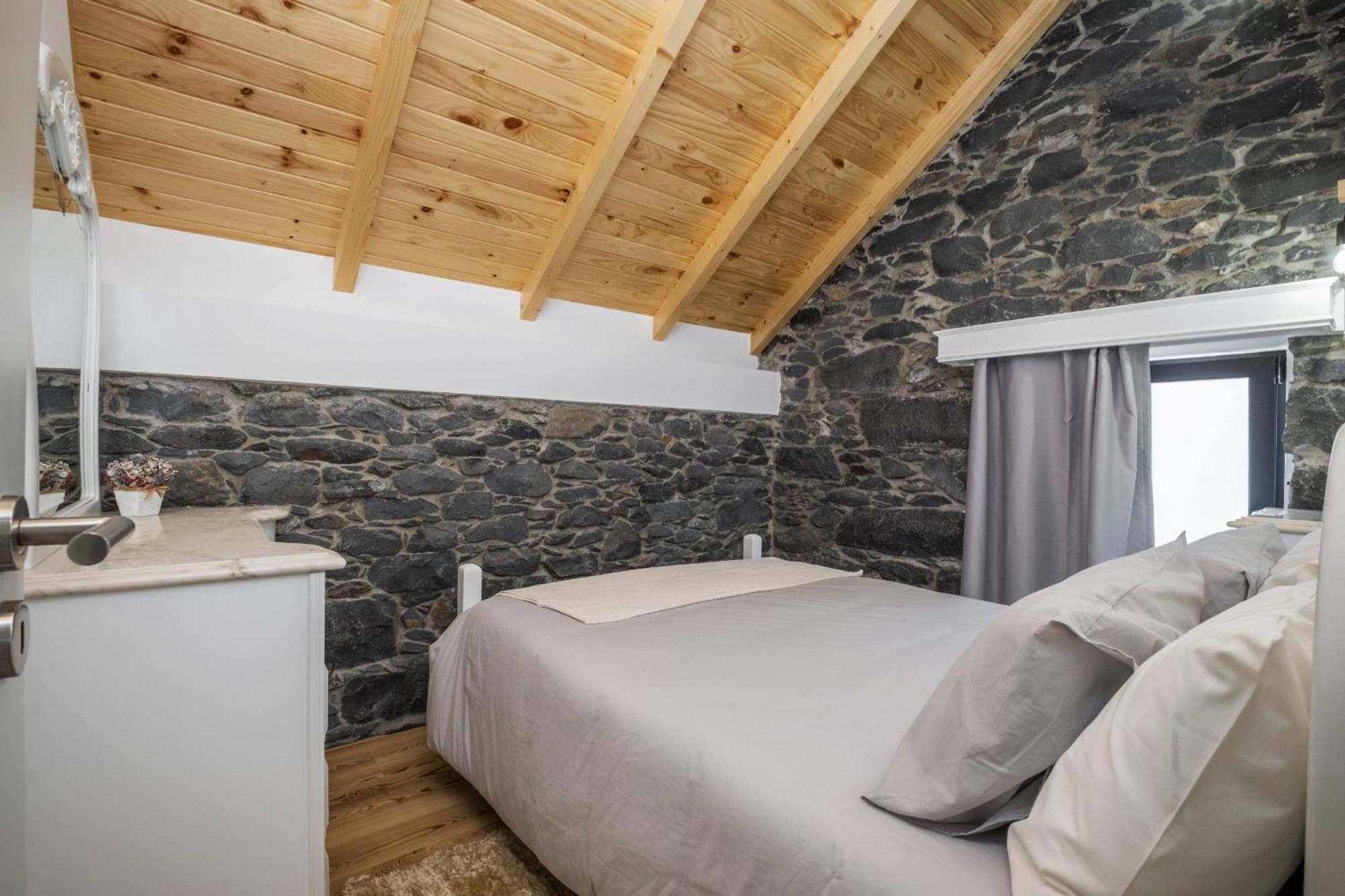 Mountain Retreat By Madeira Sun Travel Porto Moniz Exterior foto