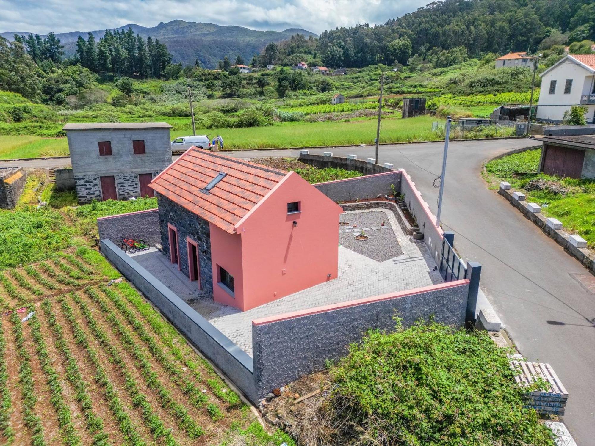 Mountain Retreat By Madeira Sun Travel Porto Moniz Exterior foto